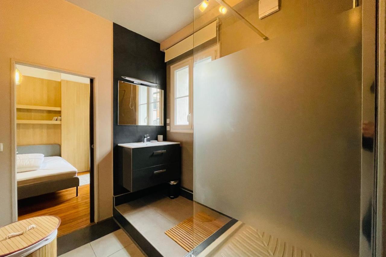 Ferienwohnung The Magnificent Bordeaux Loft In The Hyper-Center Of Tours Exterior foto