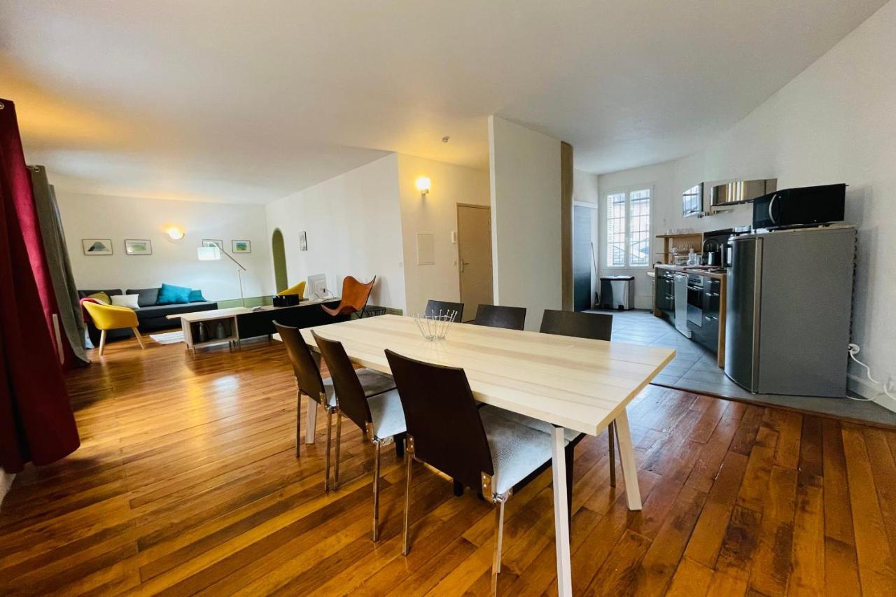 Ferienwohnung The Magnificent Bordeaux Loft In The Hyper-Center Of Tours Exterior foto